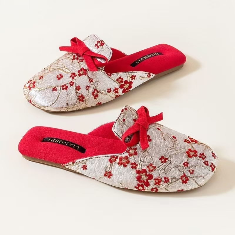 Ethnic Fabric - Women's Silk Print Baotou Home Slippers