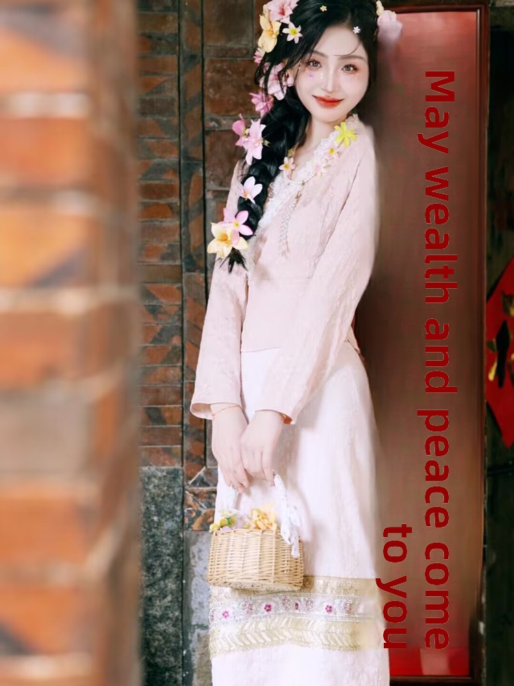 Ethnic Clothing & Online Fashion Store Khaadi Pk - New Style Ethnic Minority Women's Clothing
