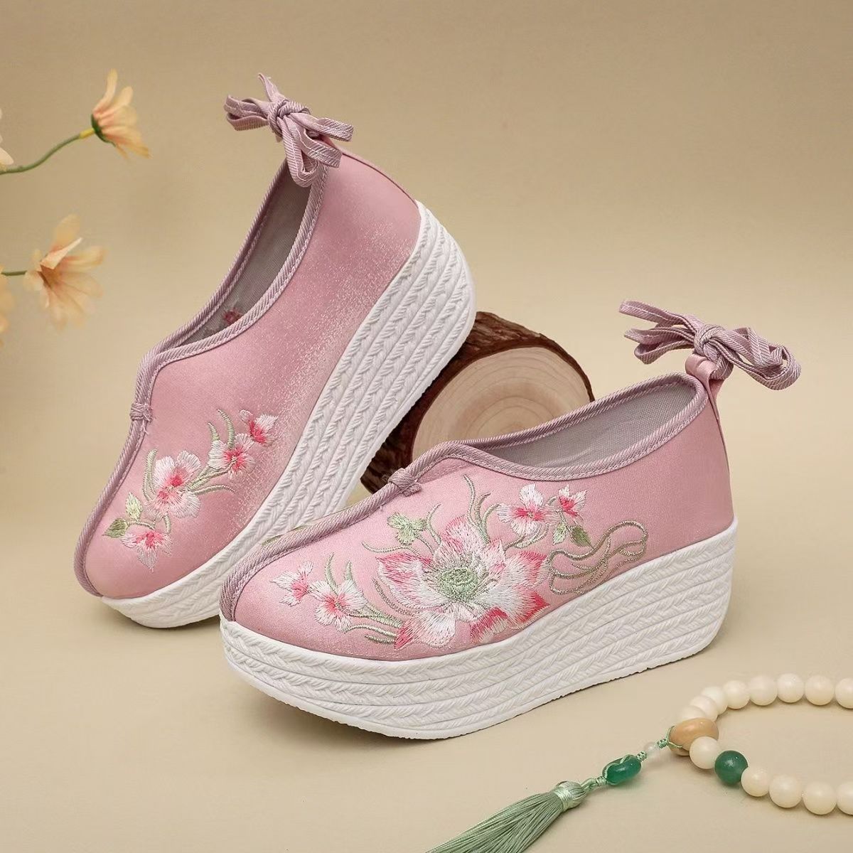 Ethnic Fabric - Woman Ethnic Style Wedges Embroidered Shoes