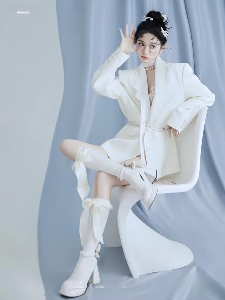 Studio Photography Suit White  - Ethnic Clothing & Online Fashion Store Khaadi Pk review and price